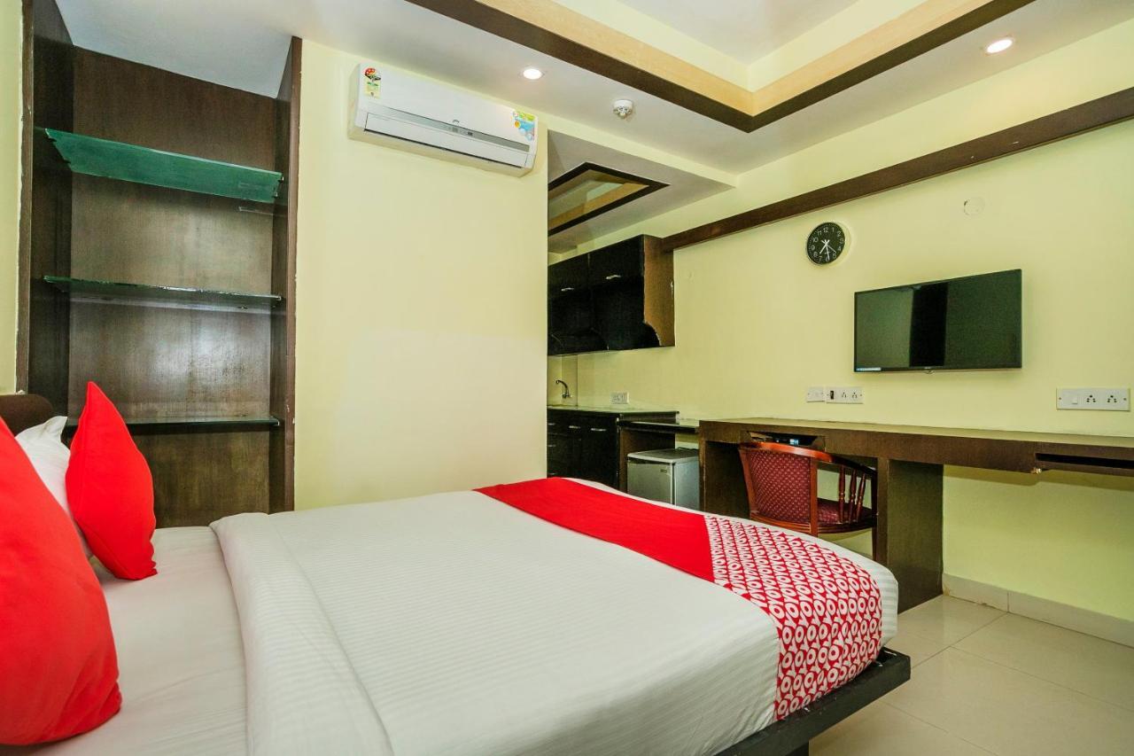 Capital O 3246 The Bouvice Hotel Bangalore Exterior foto