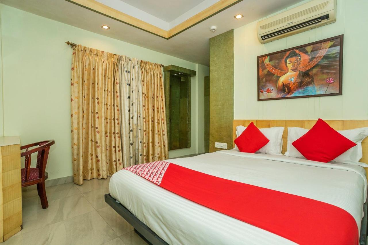 Capital O 3246 The Bouvice Hotel Bangalore Exterior foto